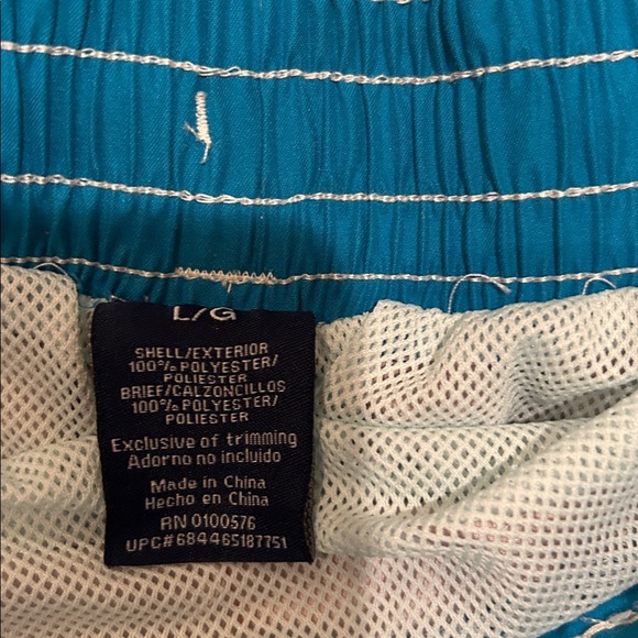 Caribbean Joe Red Swim Trunks w/ drawstring and pockets. - Picture 3 of 5